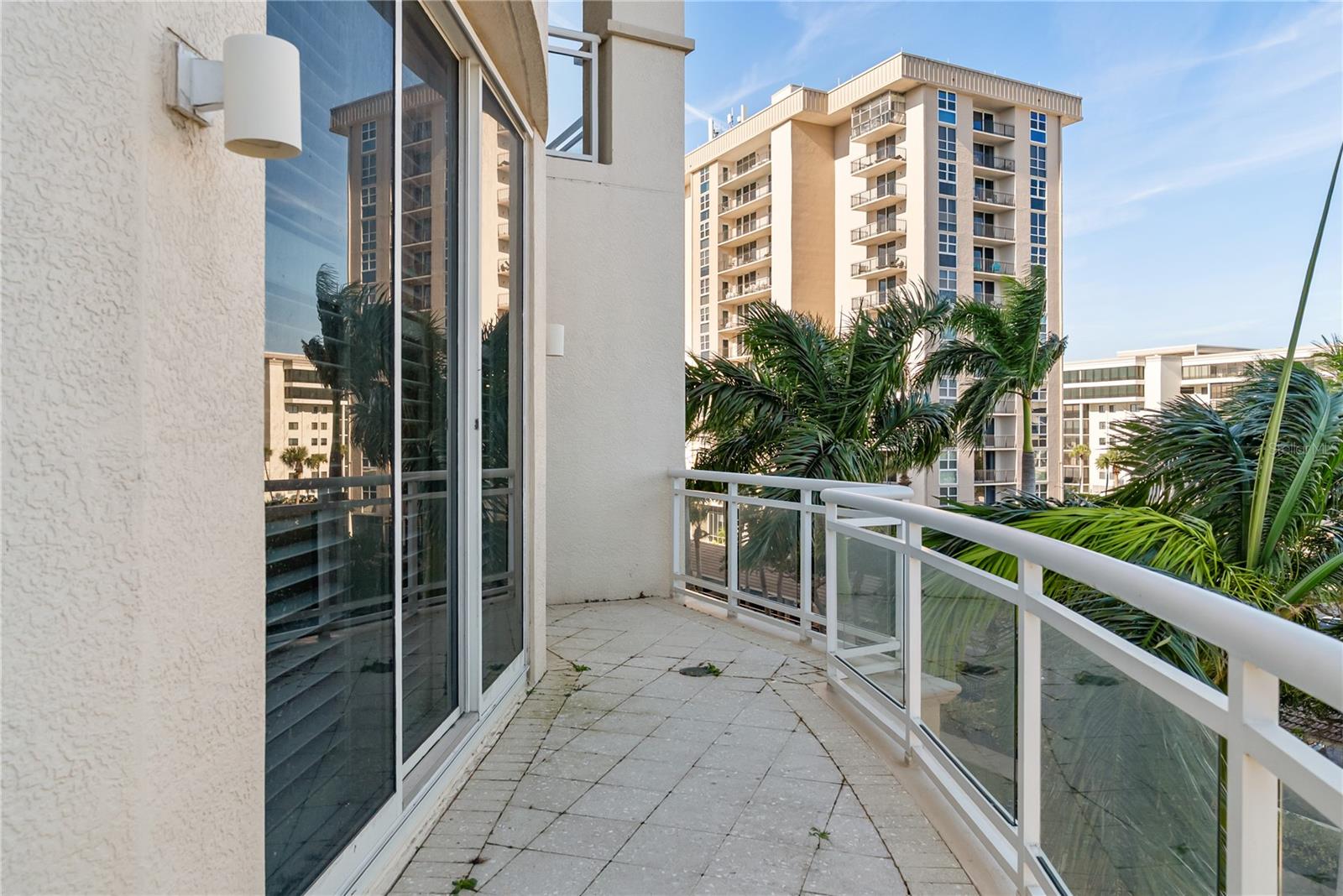 THE BEACH RESIDENCES - Residential