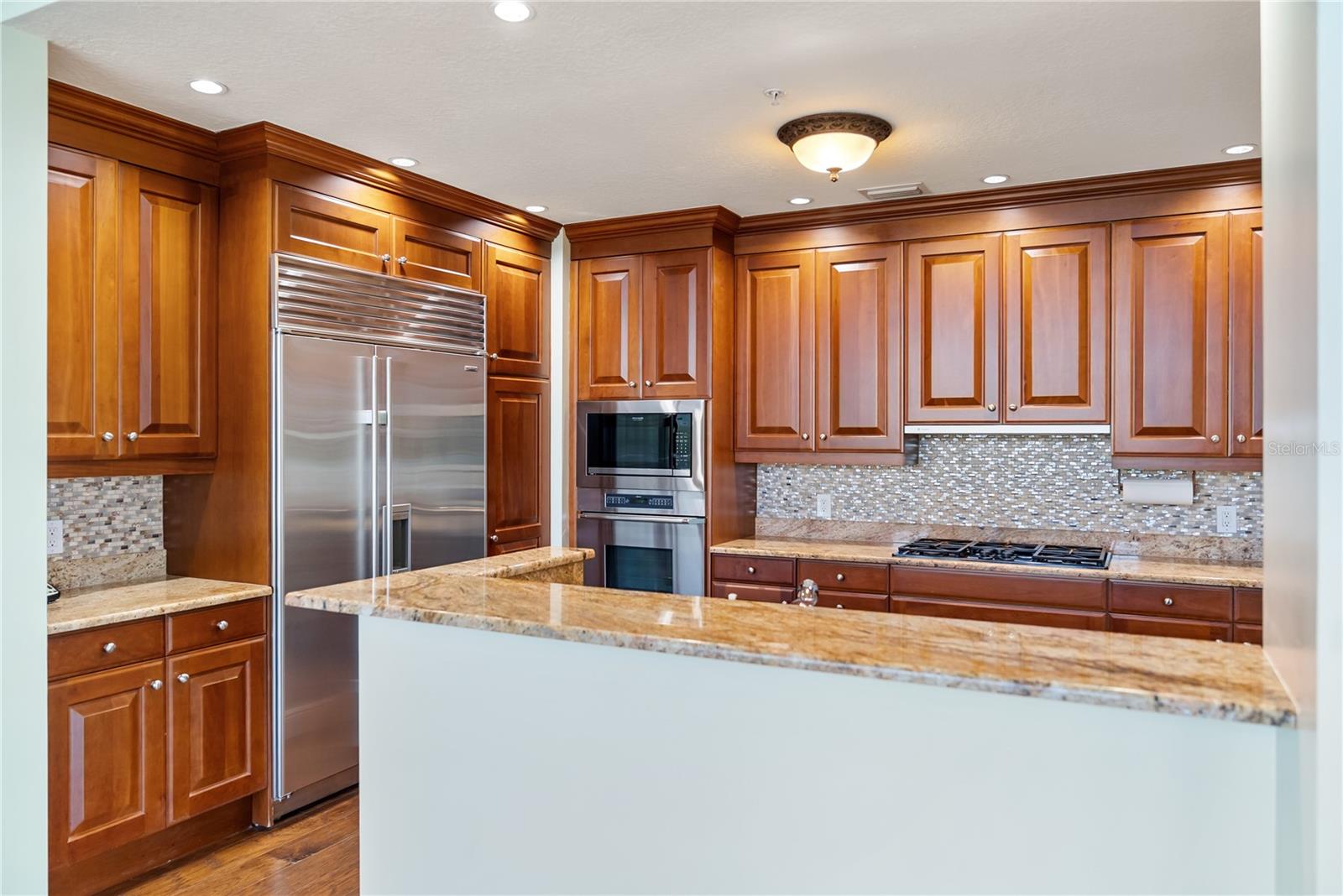 THE BEACH RESIDENCES - Residential