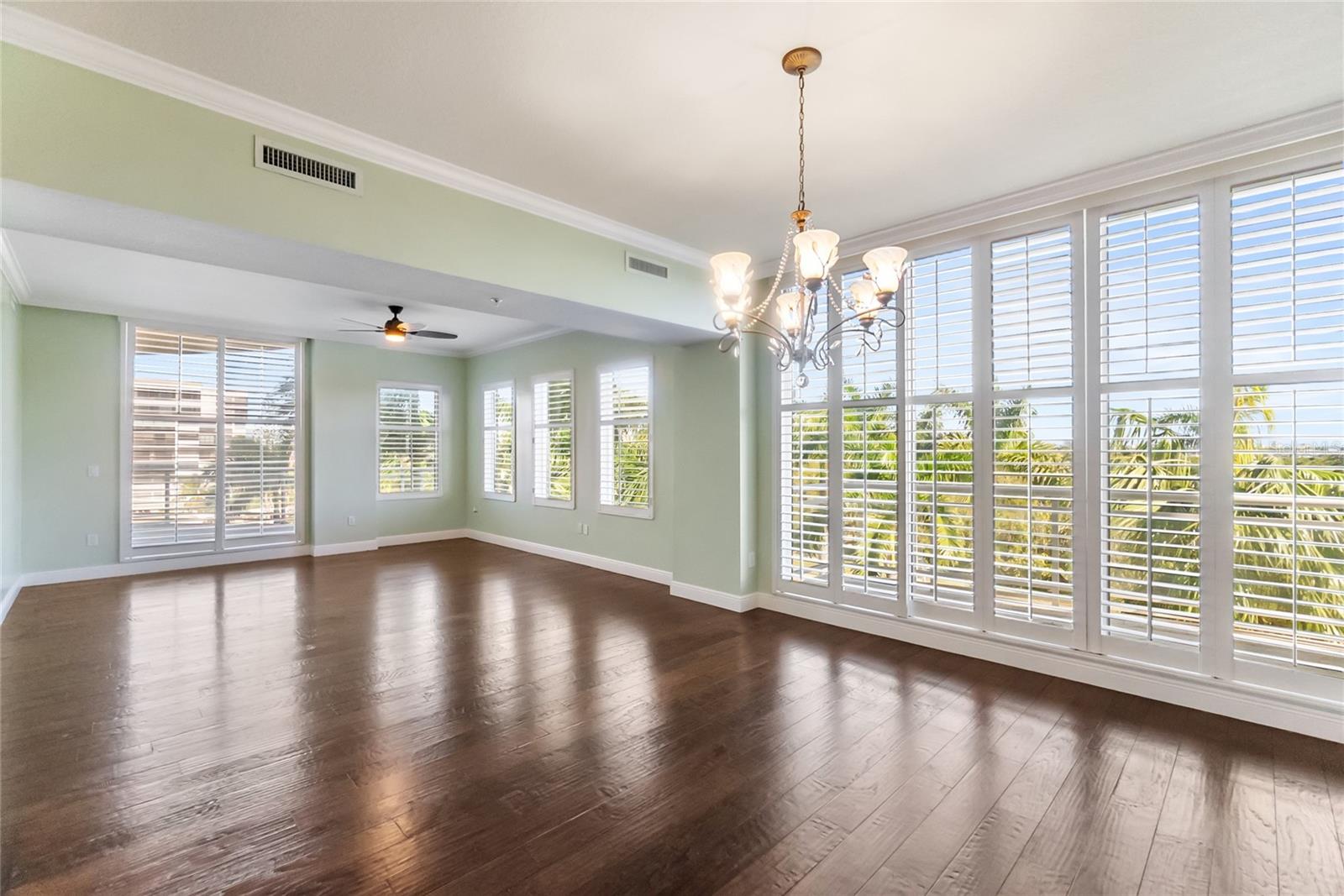 THE BEACH RESIDENCES - Residential