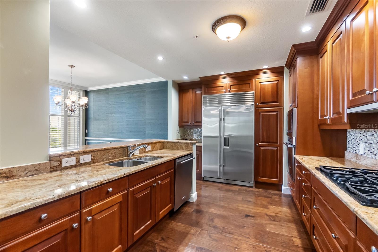 THE BEACH RESIDENCES - Residential