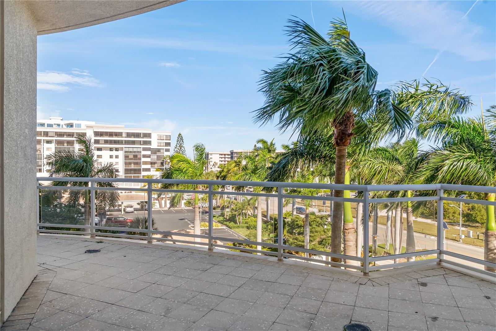 THE BEACH RESIDENCES - Residential