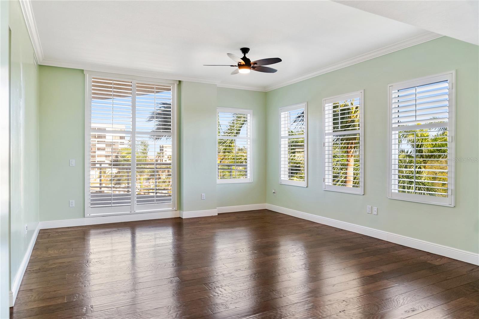 THE BEACH RESIDENCES - Residential