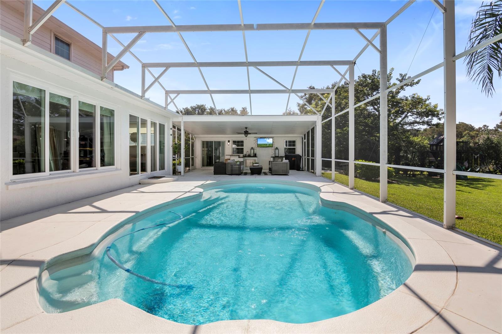 DEER ISLAND PH 02 - Residential