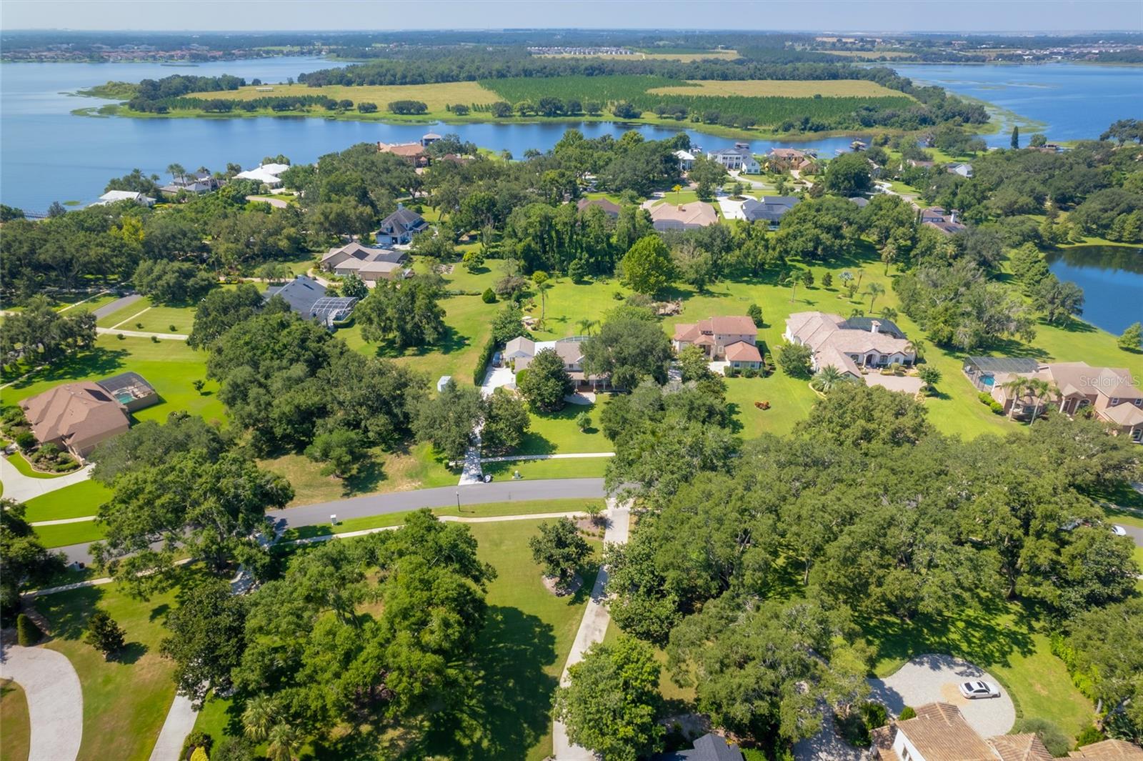 DEER ISLAND PH 02 - Residential