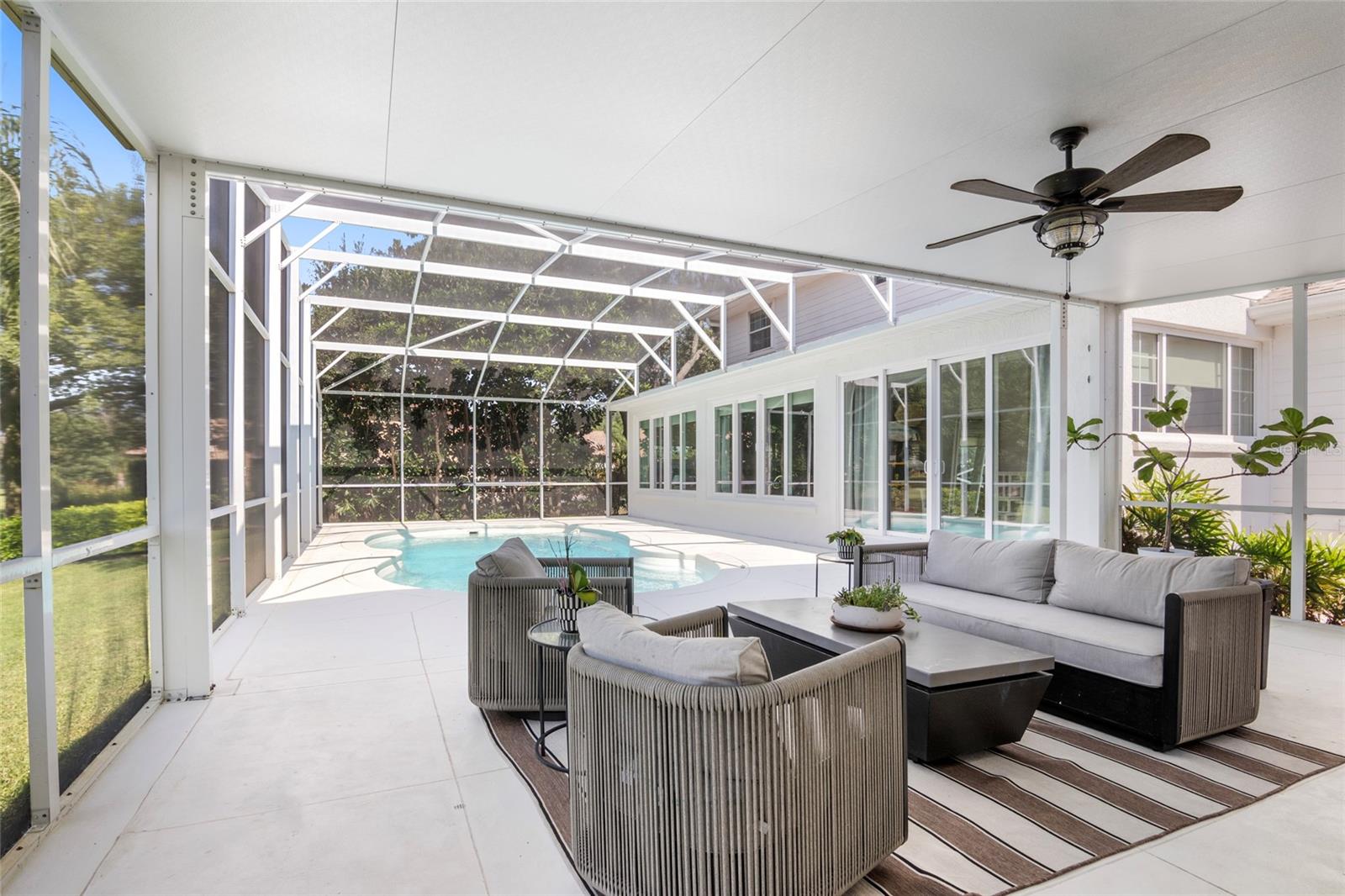 DEER ISLAND PH 02 - Residential