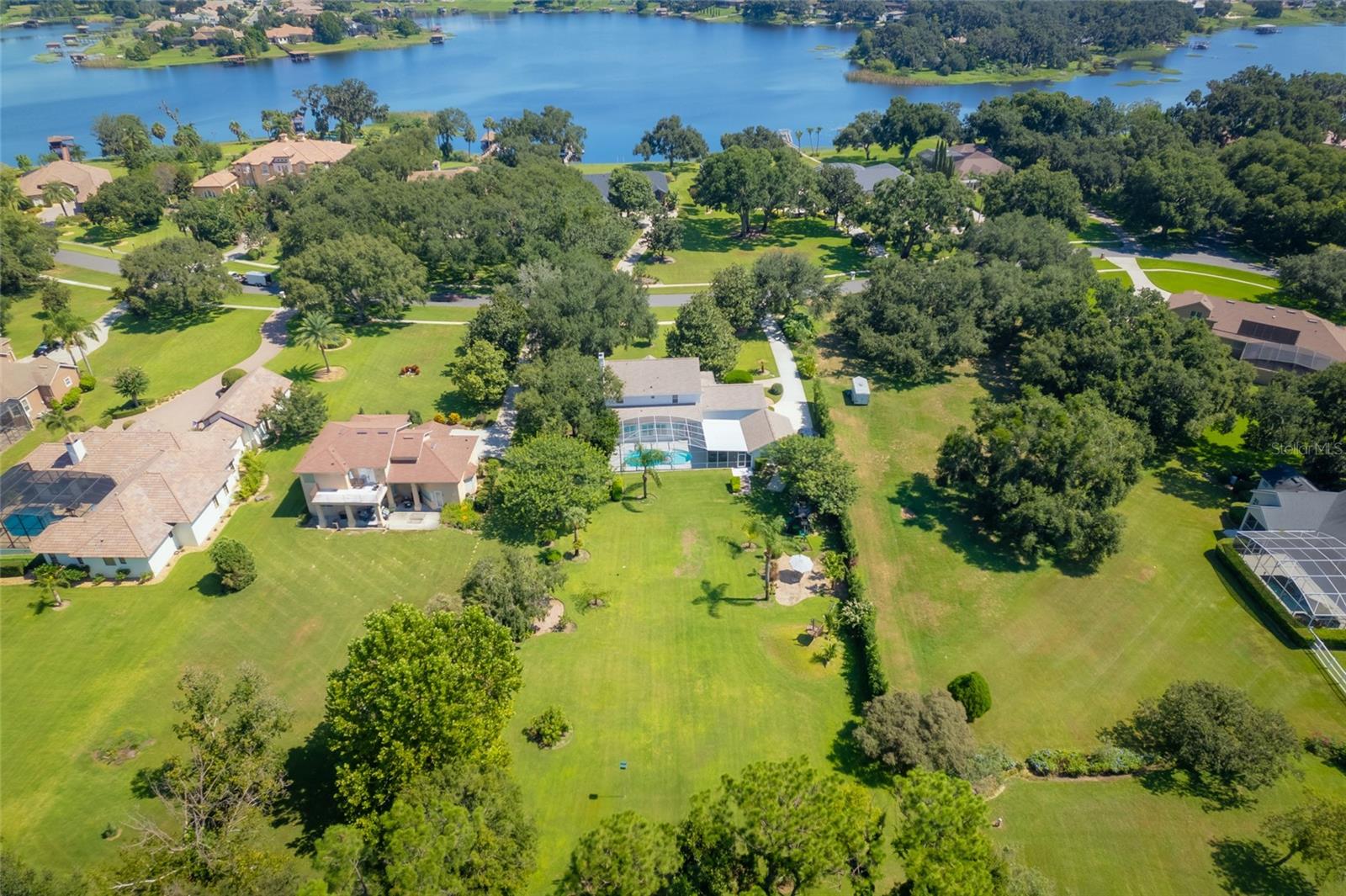 DEER ISLAND PH 02 - Residential