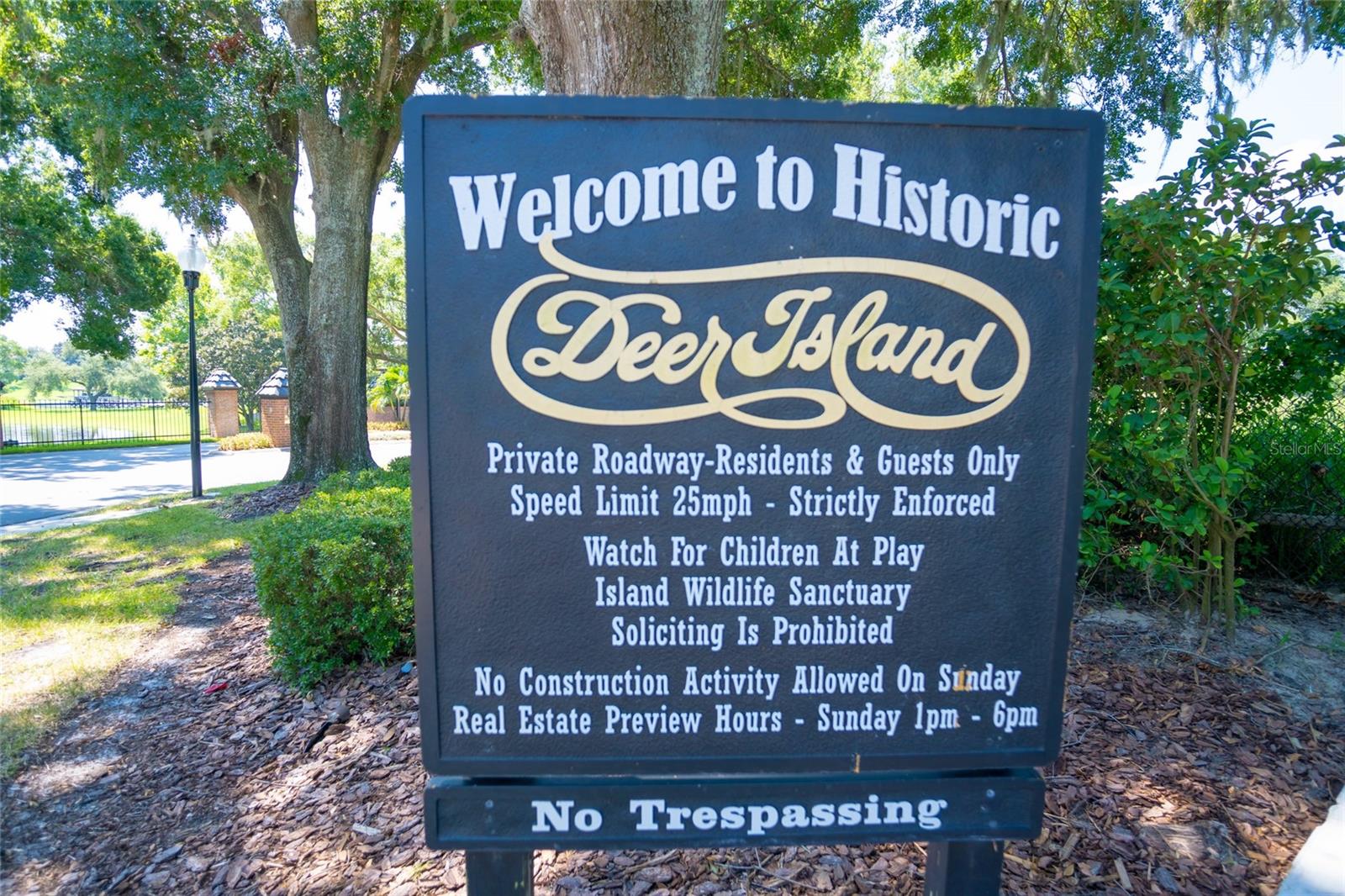 DEER ISLAND PH 02 - Residential