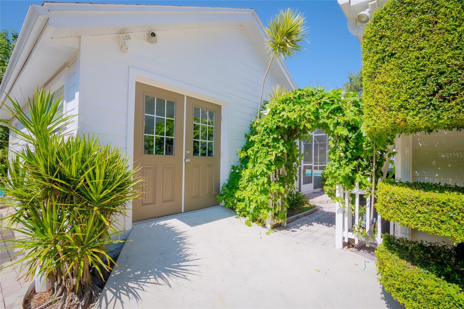 DEER ISLAND PH 02 - Residential