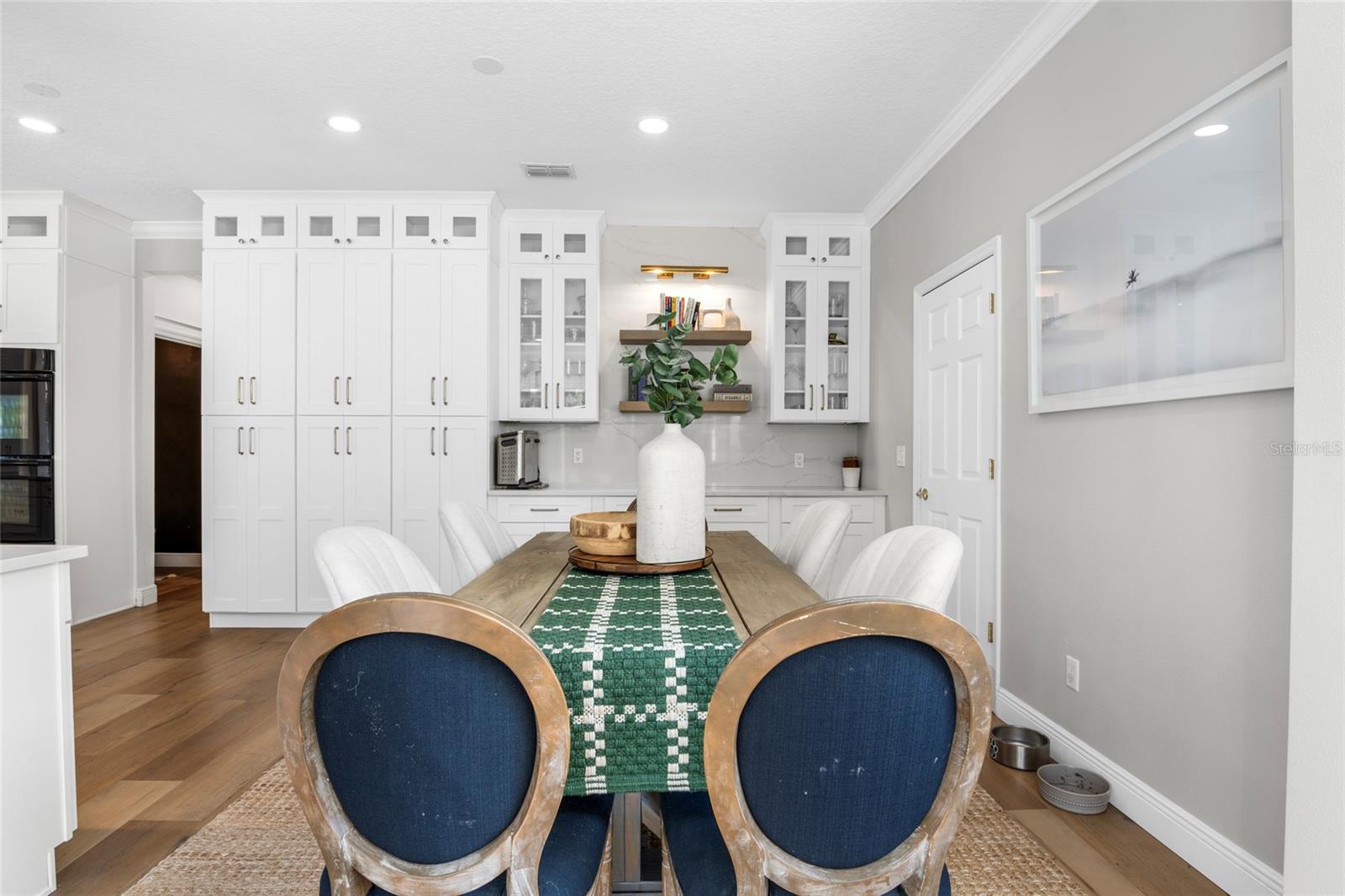 DEER ISLAND PH 02 - Residential