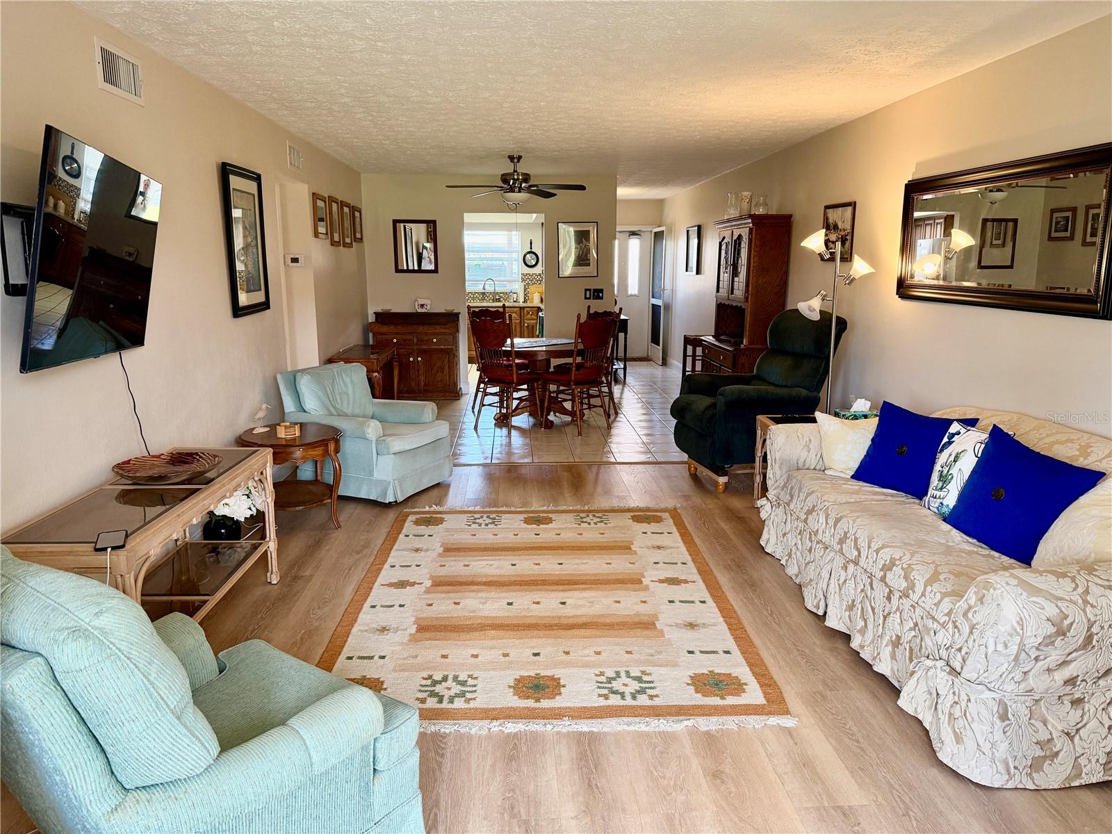 MERMAID CONDO - Residential