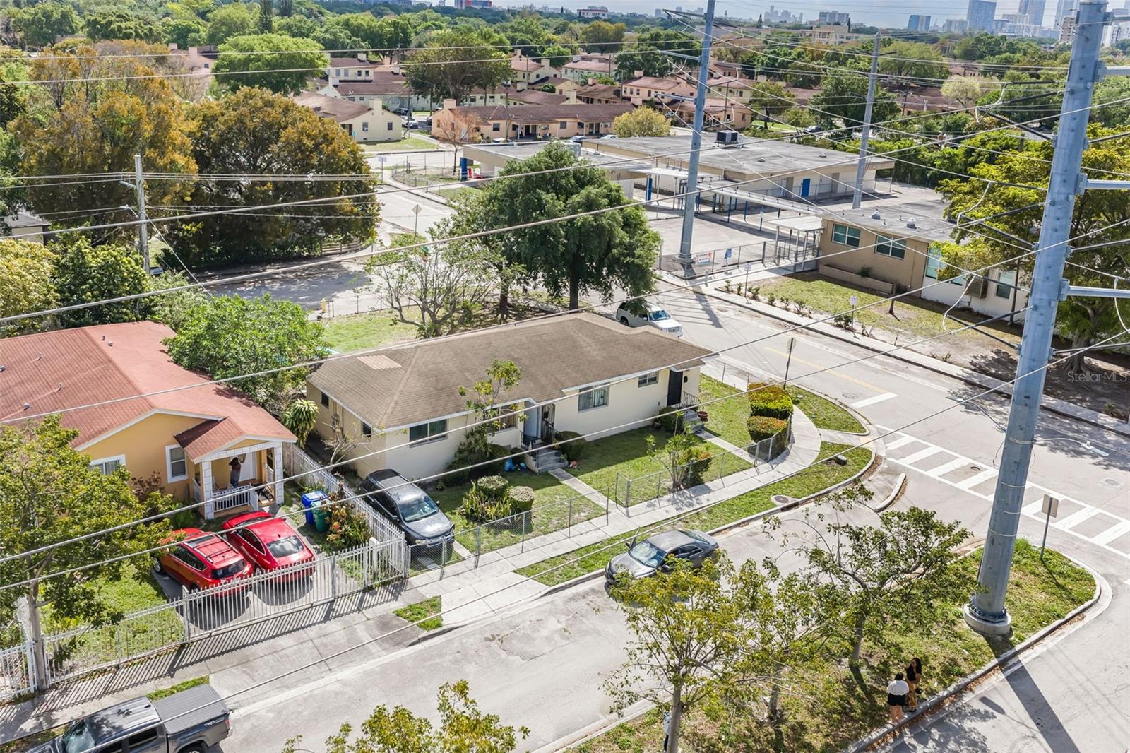 07TH AVE HIGHLANDS - Residential Income