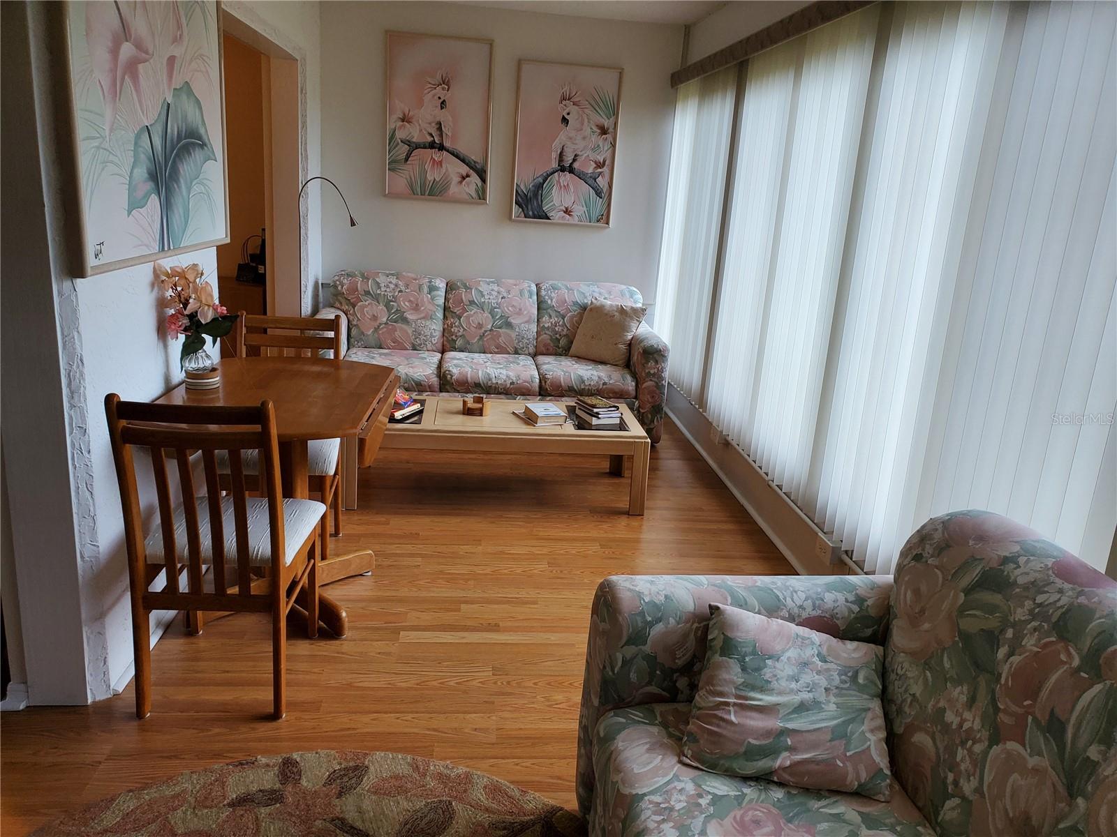 CAMBRIDGE E CONDO REV - Residential Lease