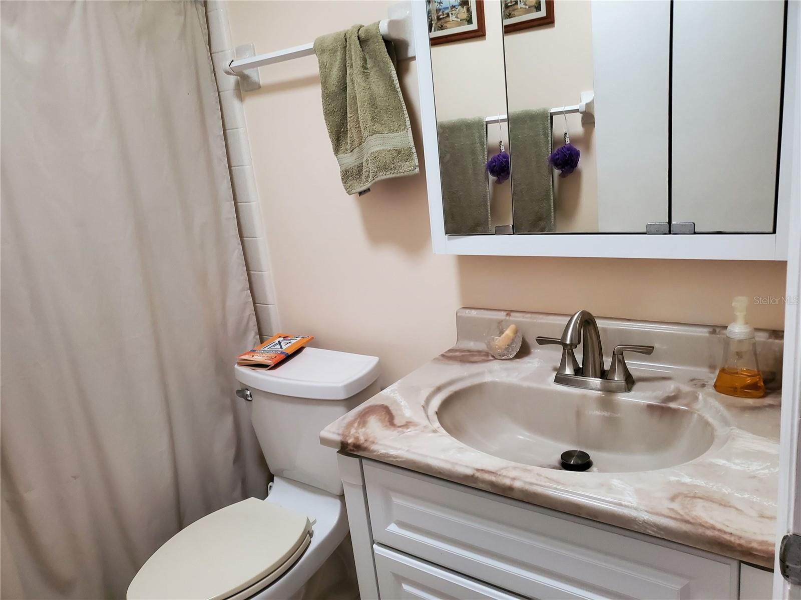 CAMBRIDGE E CONDO REV - Residential Lease