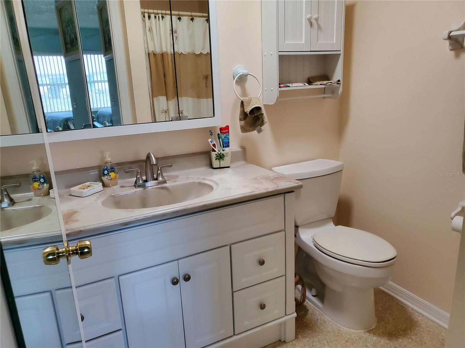 CAMBRIDGE E CONDO REV - Residential Lease