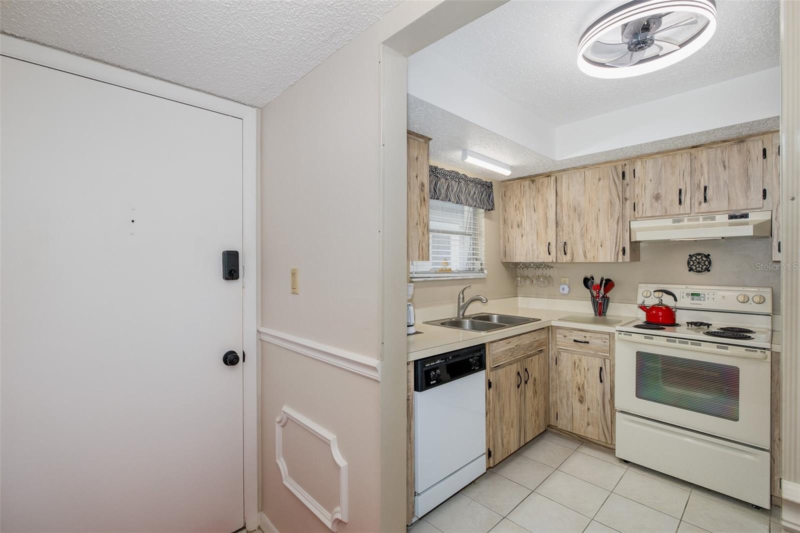 GULF HARBORS CONDO - Residential