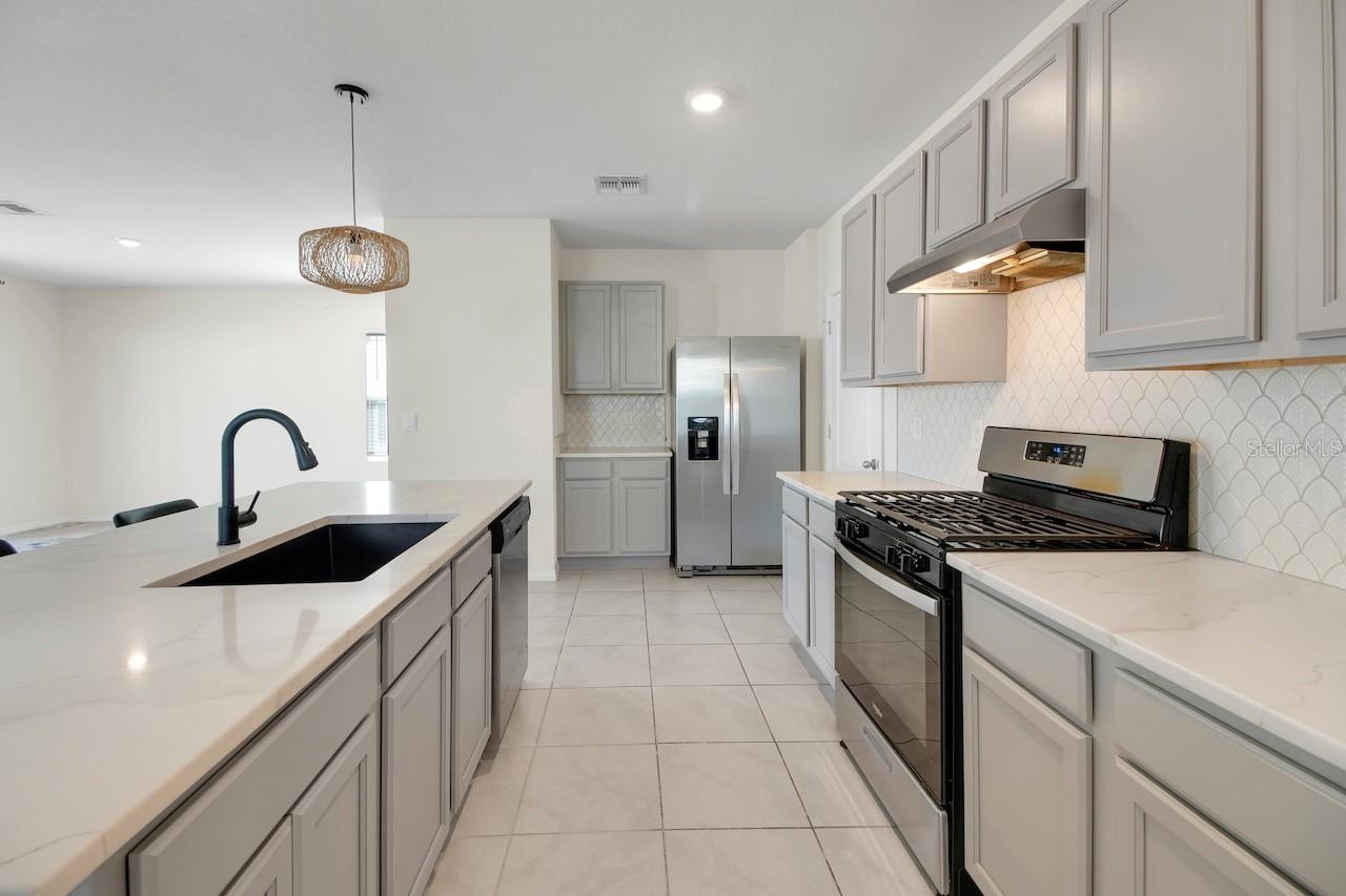 LAKE DENHAM ESTATES - Residential