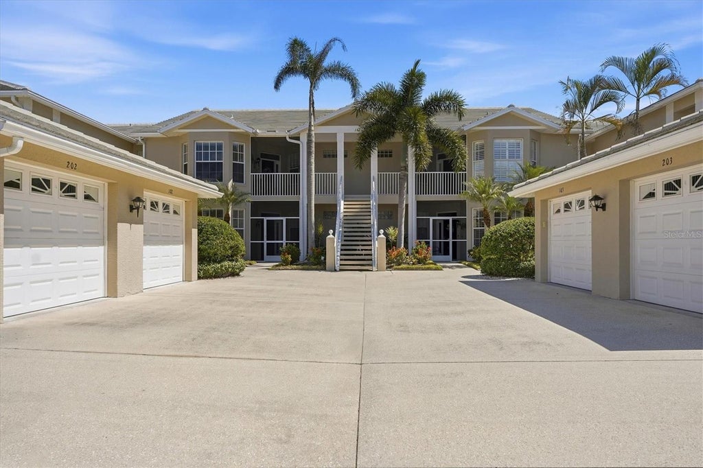 Photo of 111 Woodbridge Drive #204, Venice, FL 34293 (MLS # N6145945)