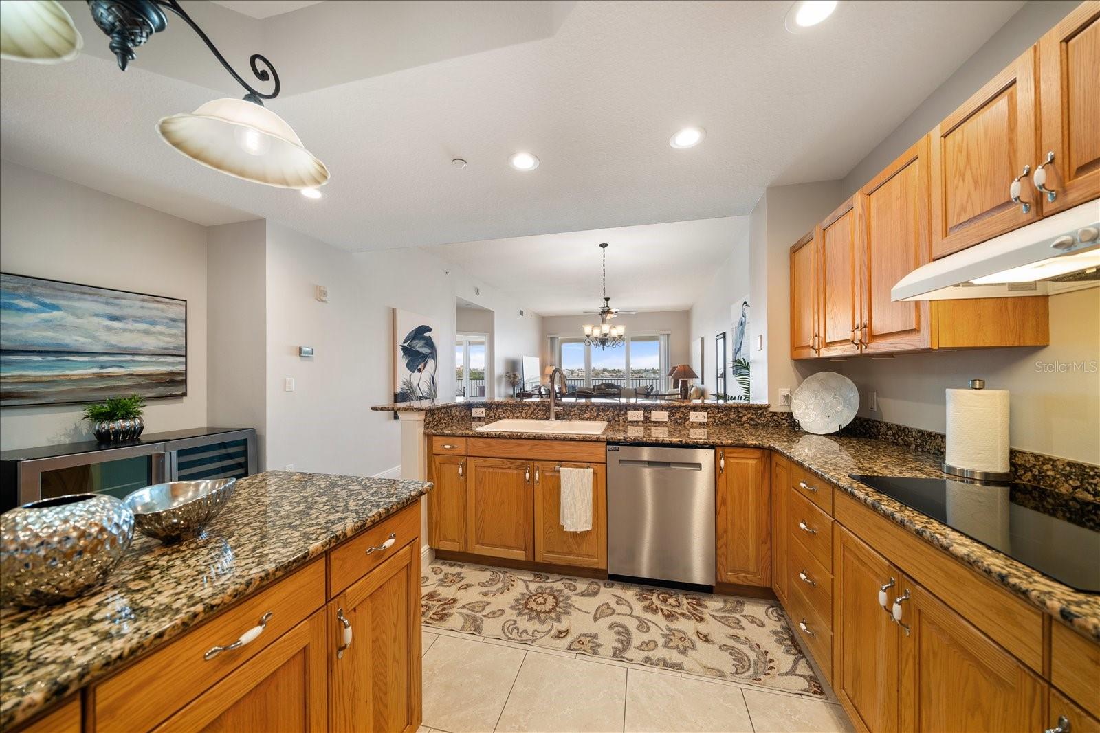 LAS BRISAS CONDO - Residential Lease