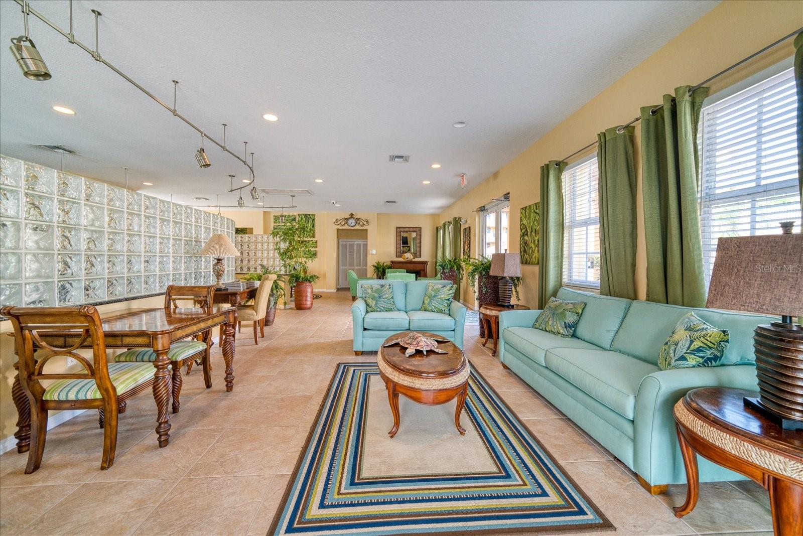 LAS BRISAS CONDO - Residential Lease