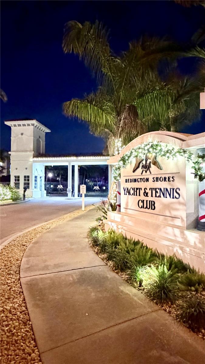 LAS BRISAS CONDO - Residential Lease