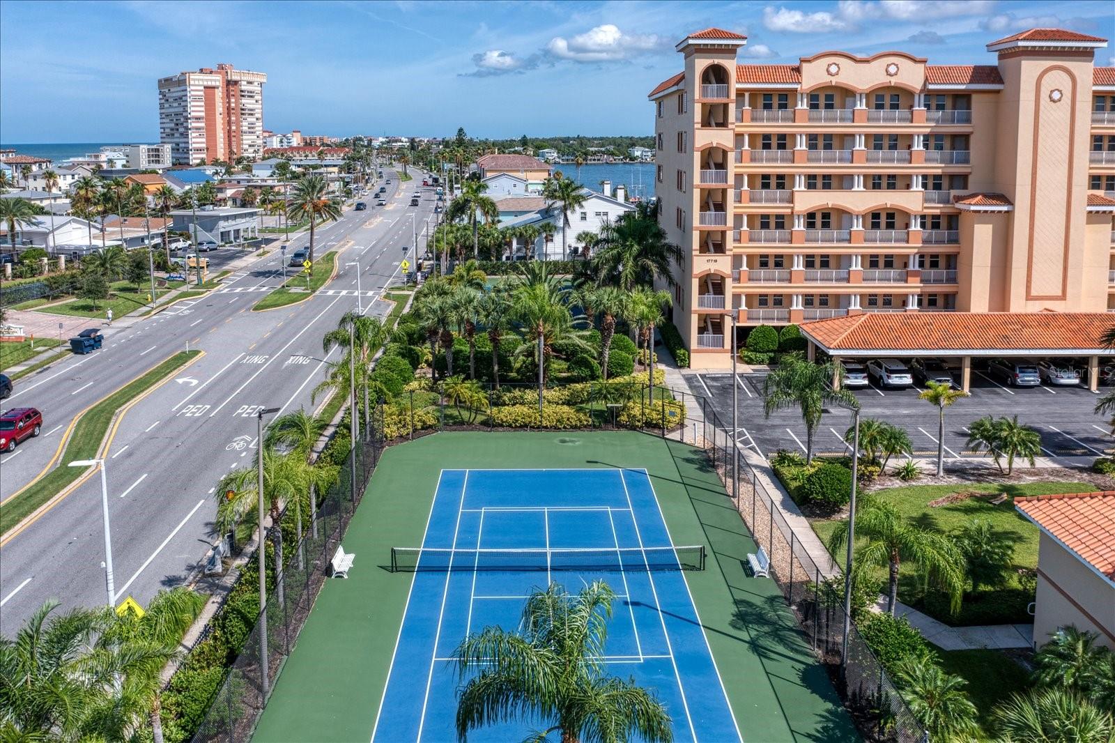 LAS BRISAS CONDO - Residential Lease