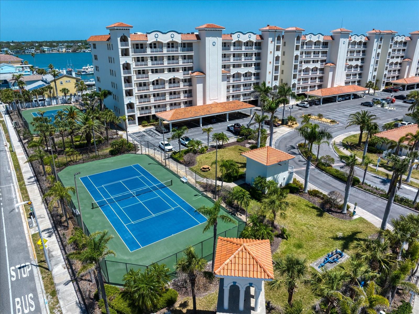 LAS BRISAS CONDO - Residential Lease
