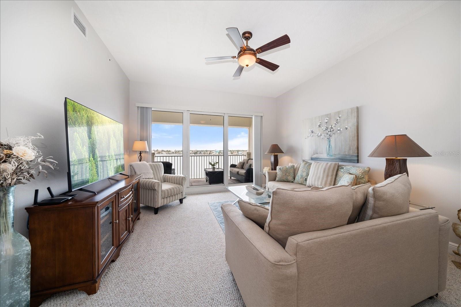 LAS BRISAS CONDO - Residential Lease