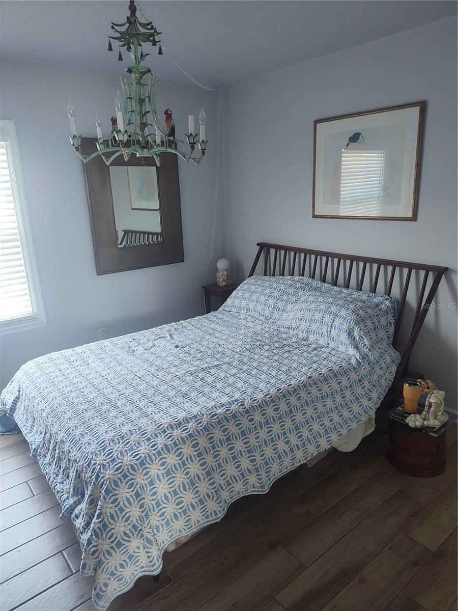 4872 Beach Dr SE Apt D Saint Petersburg - 3740892513 