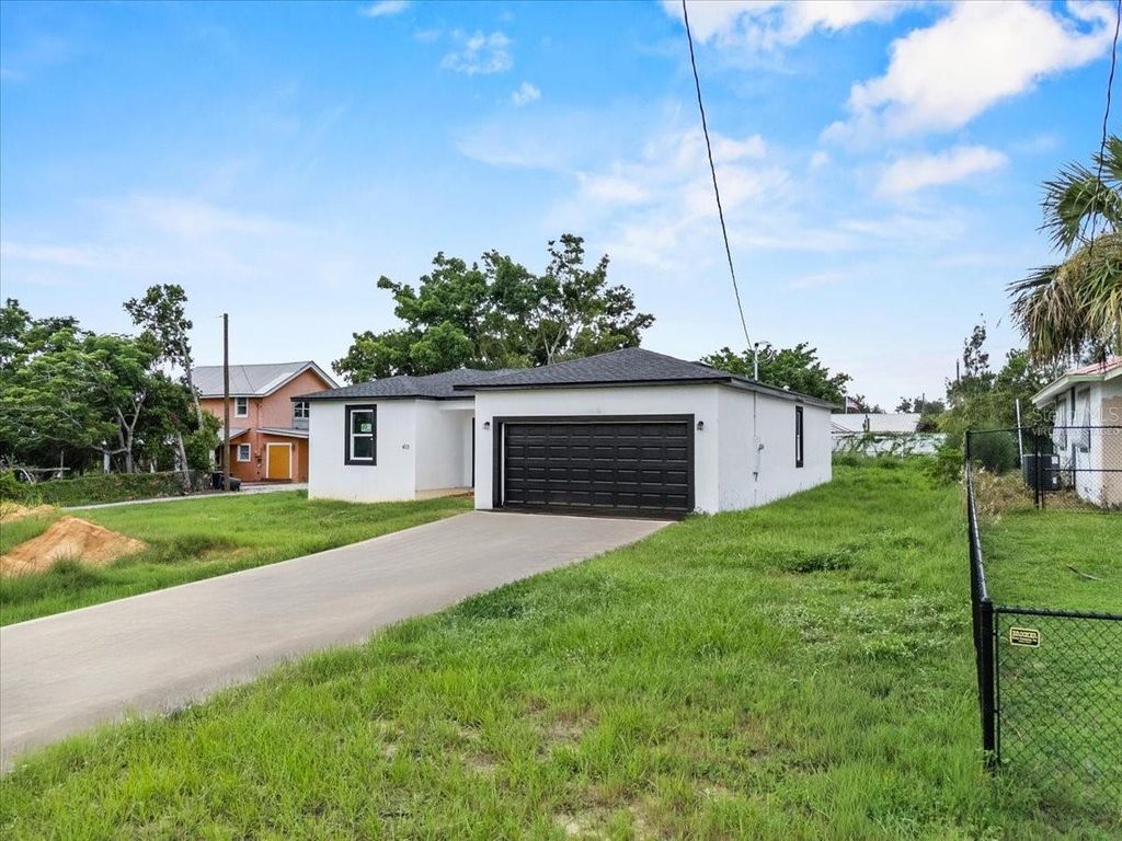 Photo of 413 E Main Street, Avon Park, FL 33825 (MLS # O6347044)