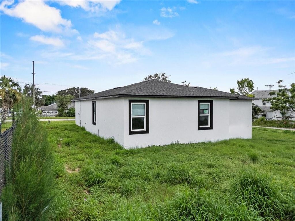 Photo of 413 E Main Street, Avon Park, FL 33825 (MLS # O6347044)