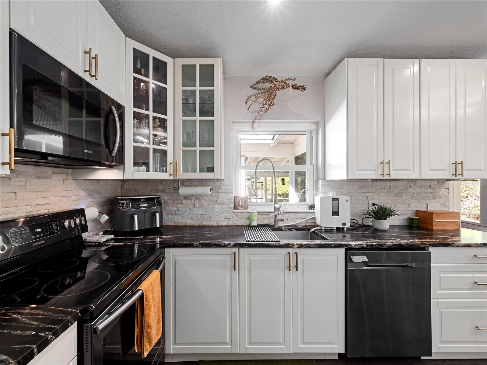 SOUTH PINECREST 4TH ADD - Residential