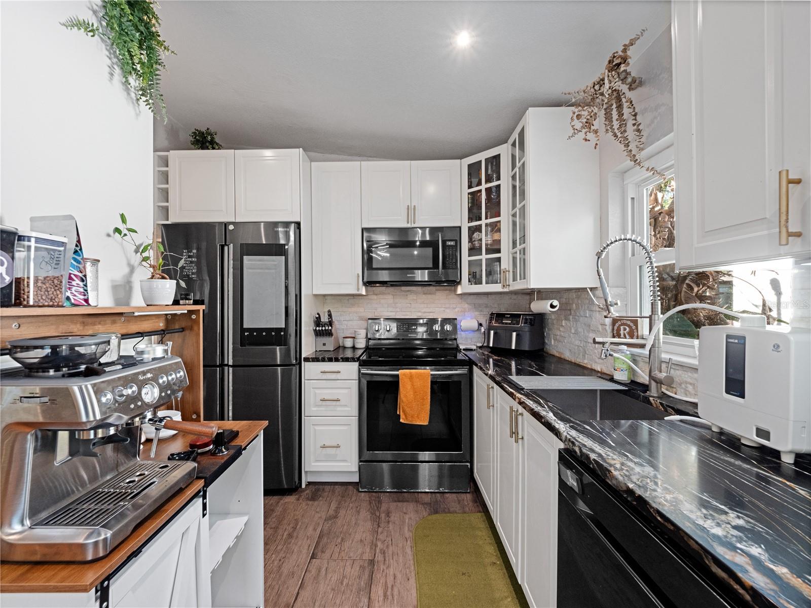 SOUTH PINECREST 4TH ADD - Residential