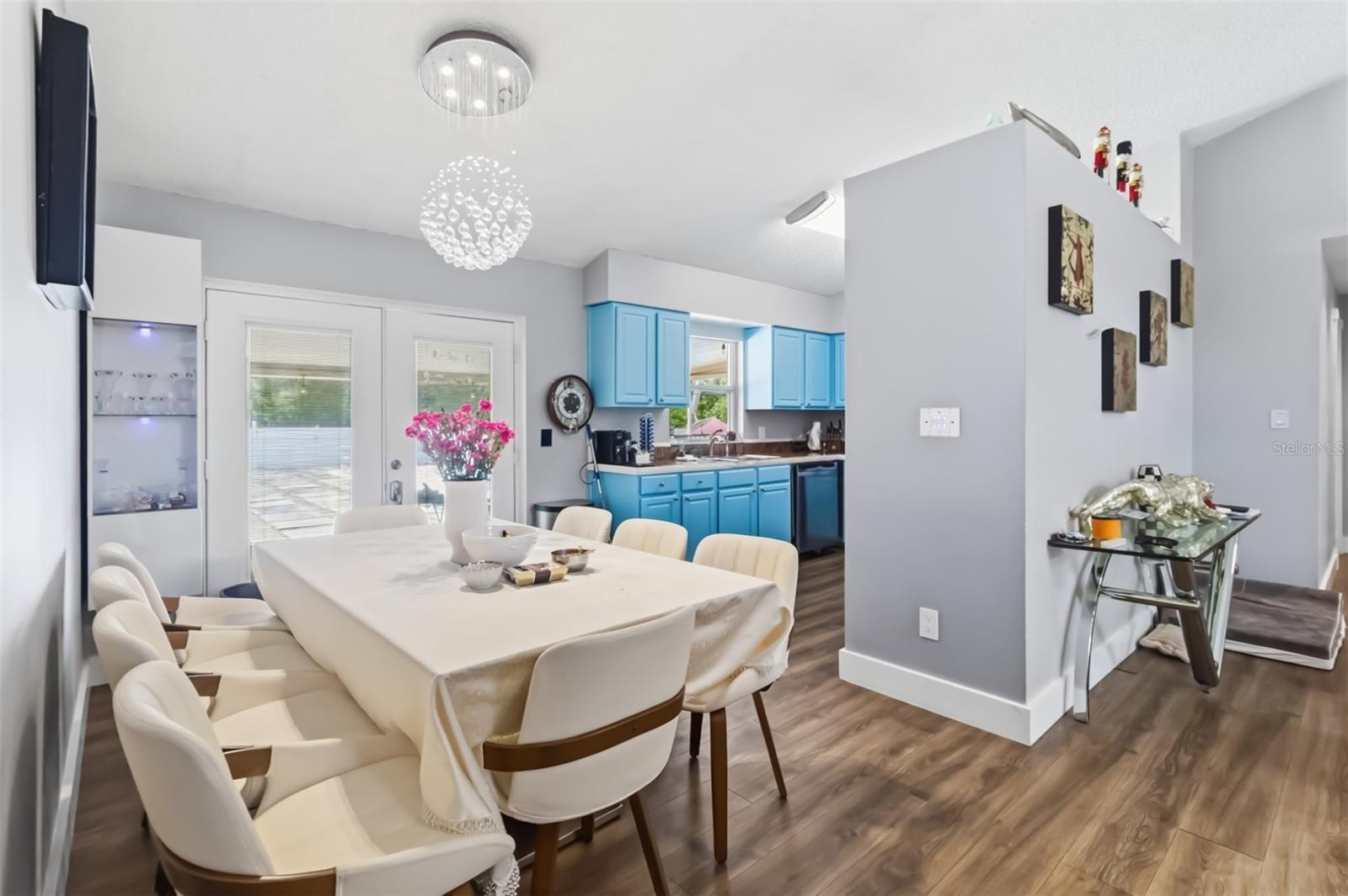 7826 BARBERRY DRIVE