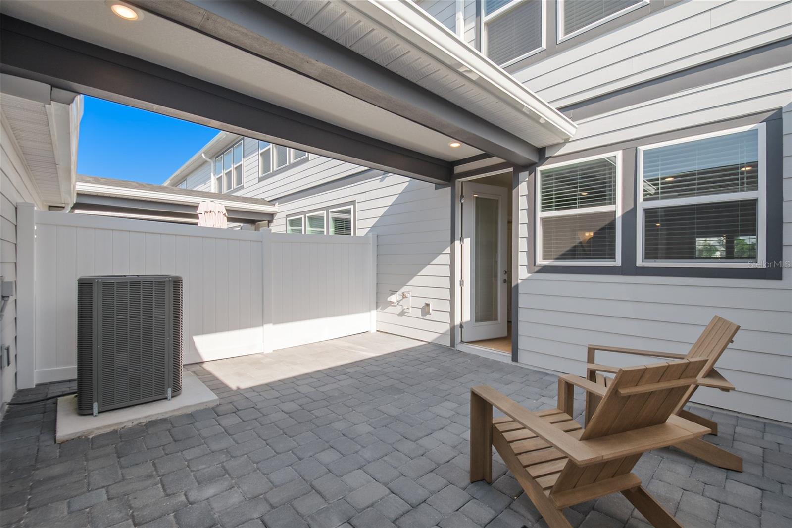 EVERBE PH 1A - Residential