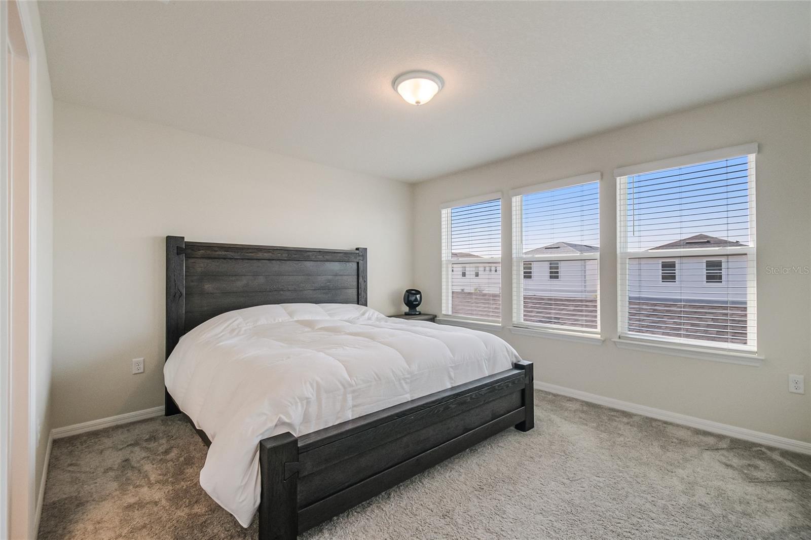 EVERBE PH 1A - Residential