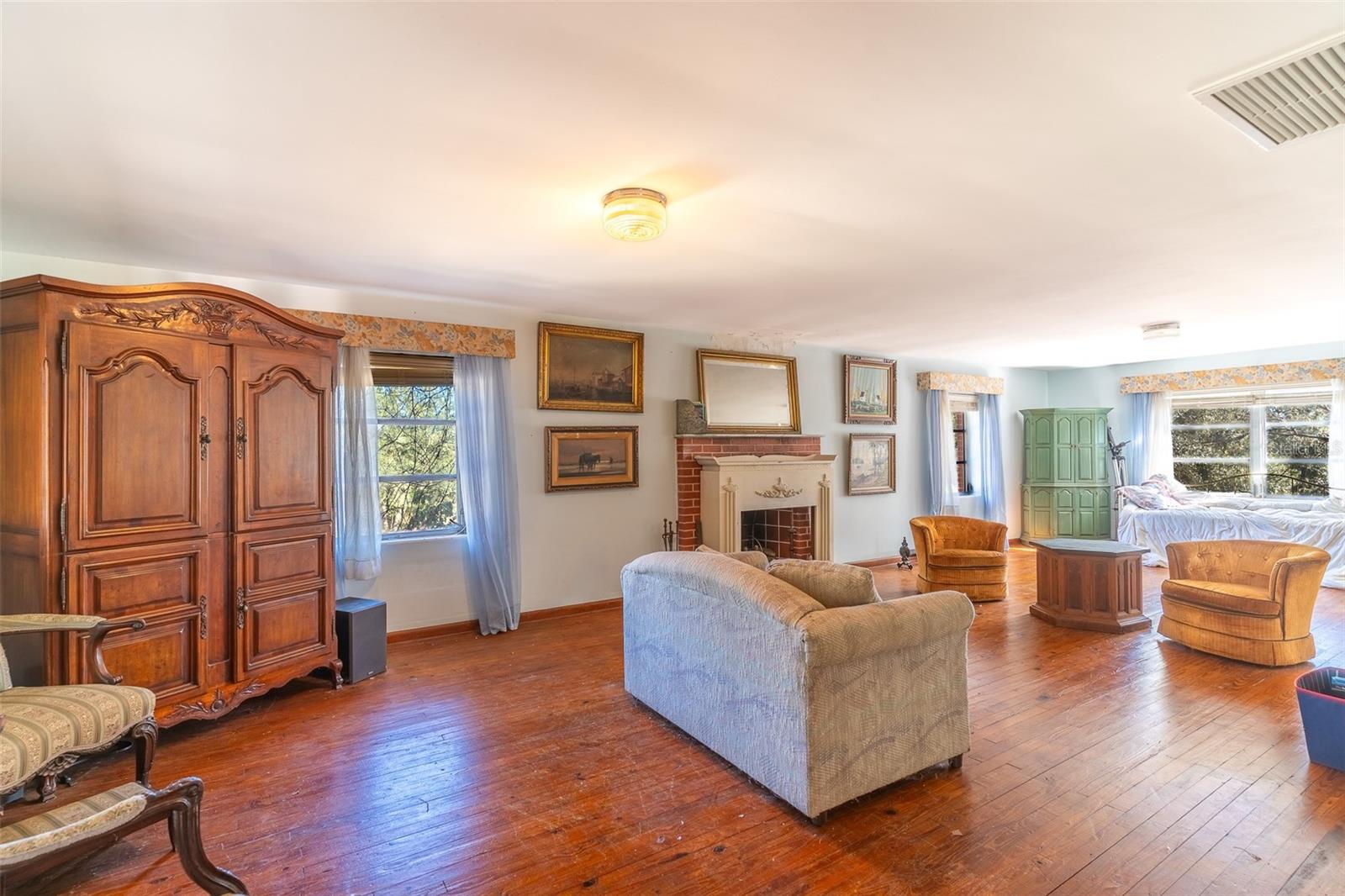 HOWEY W J LAND STARR LAKE - Residential