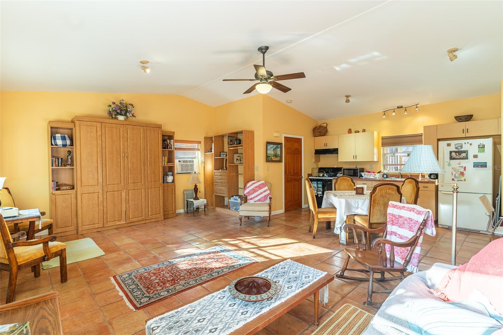 HOWEY W J LAND STARR LAKE - Residential