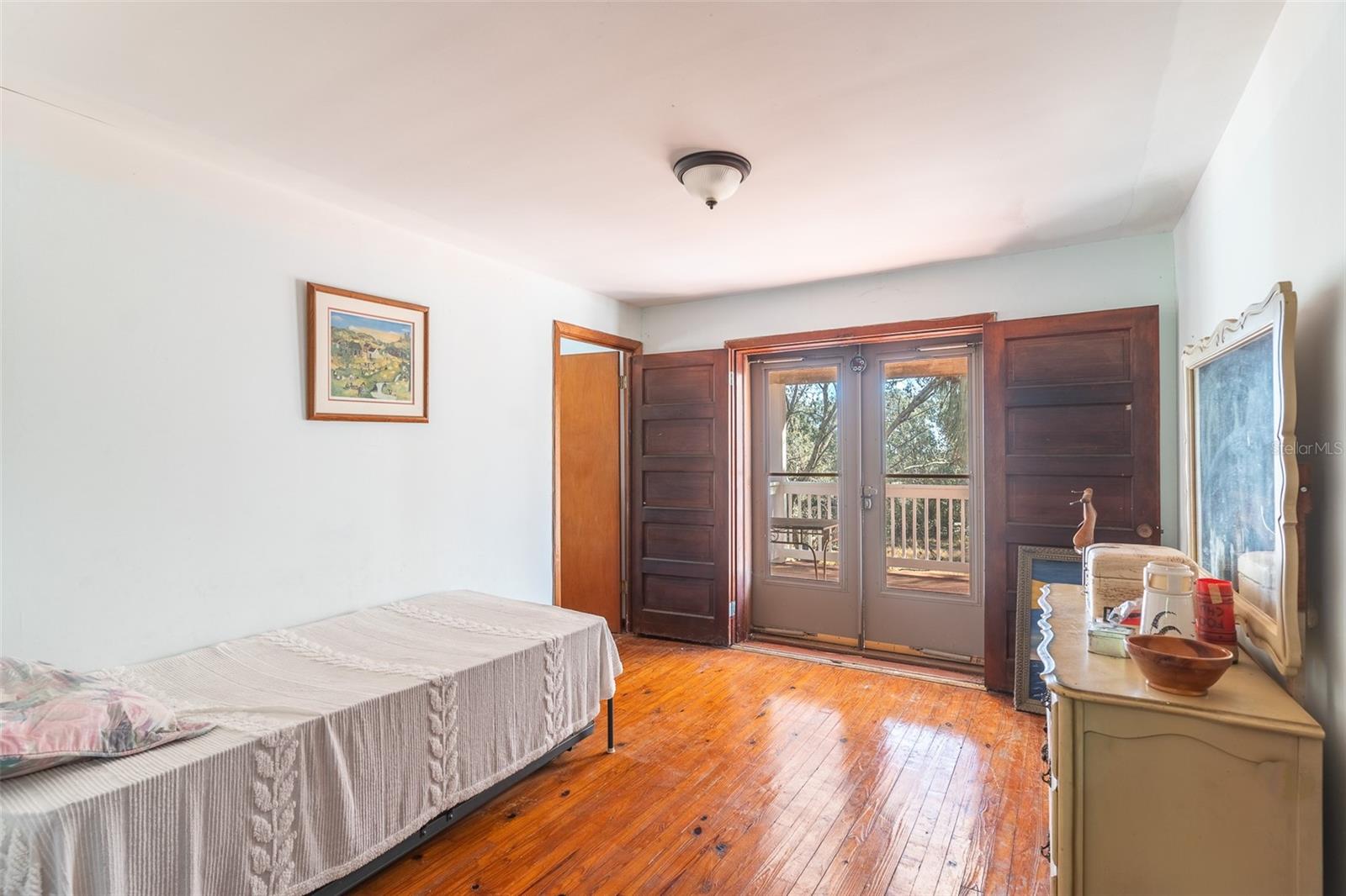 HOWEY W J LAND STARR LAKE - Residential