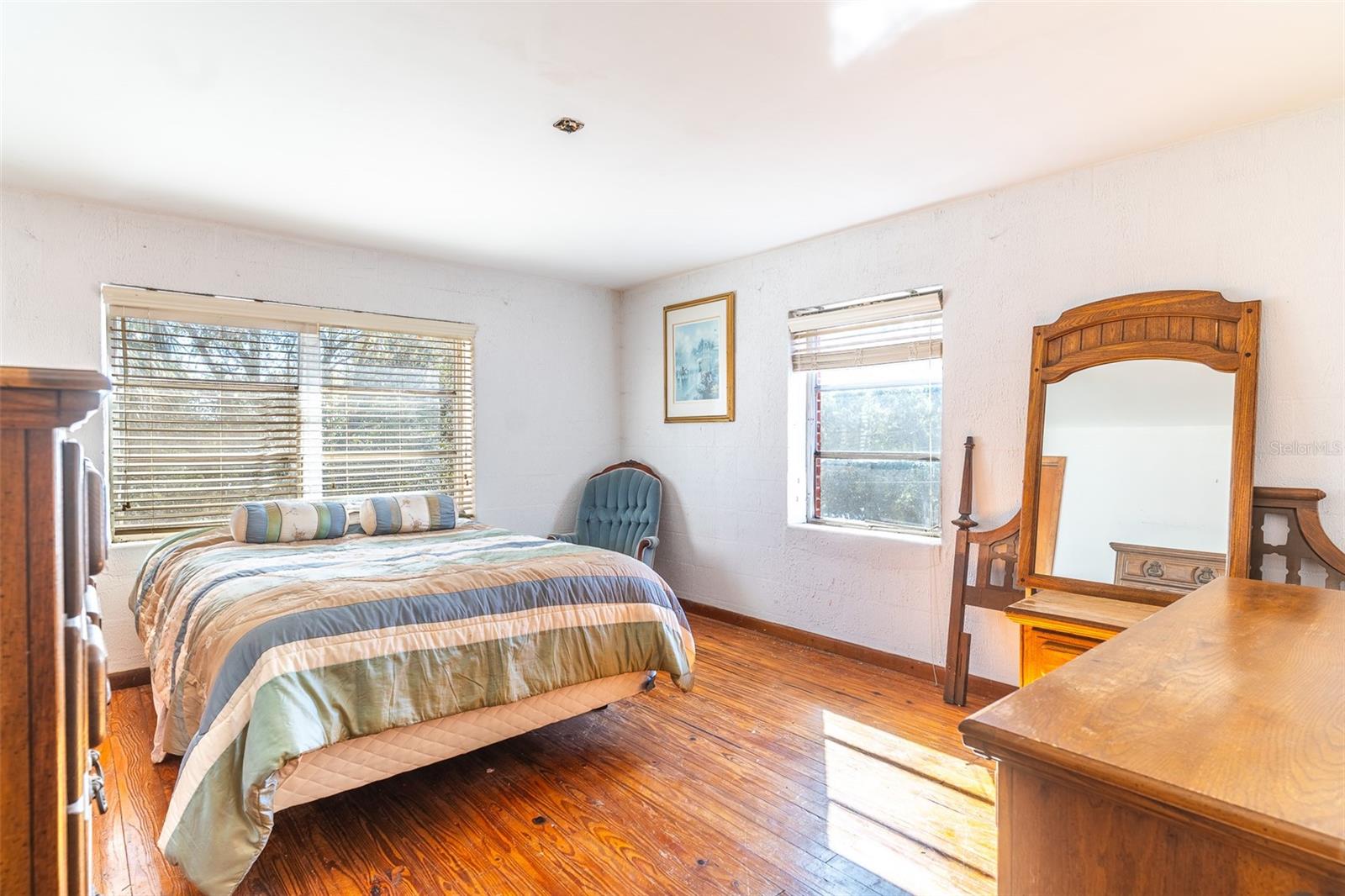 HOWEY W J LAND STARR LAKE - Residential