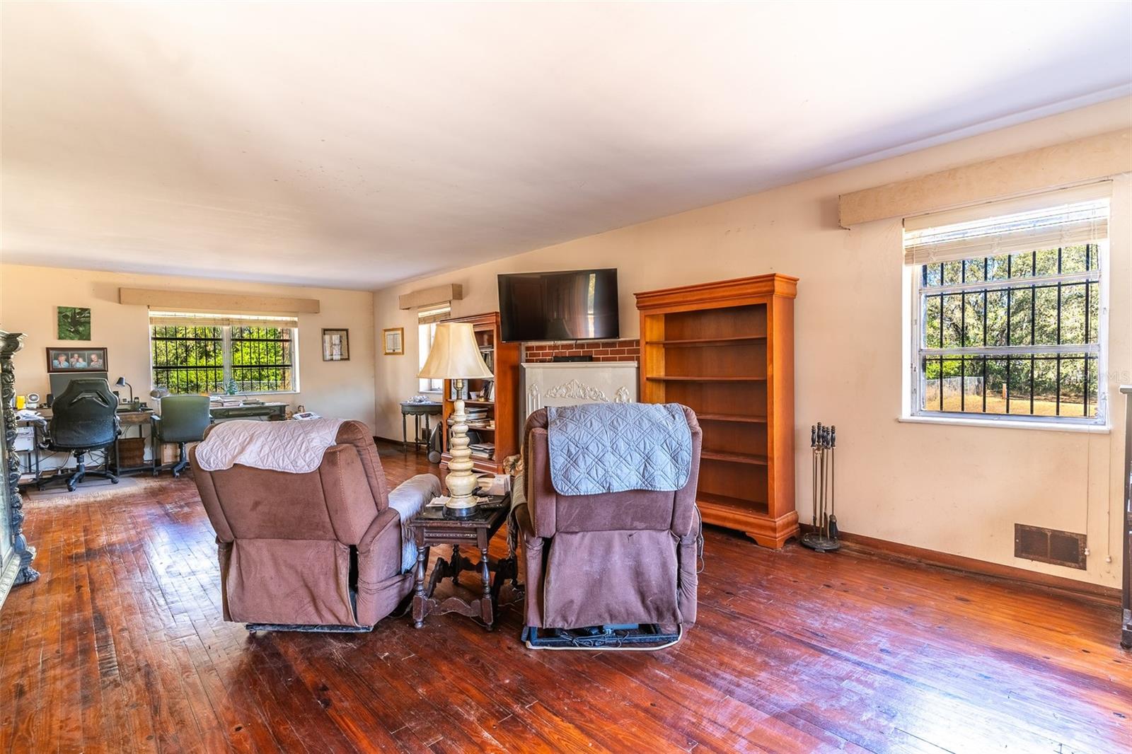 HOWEY W J LAND STARR LAKE - Residential