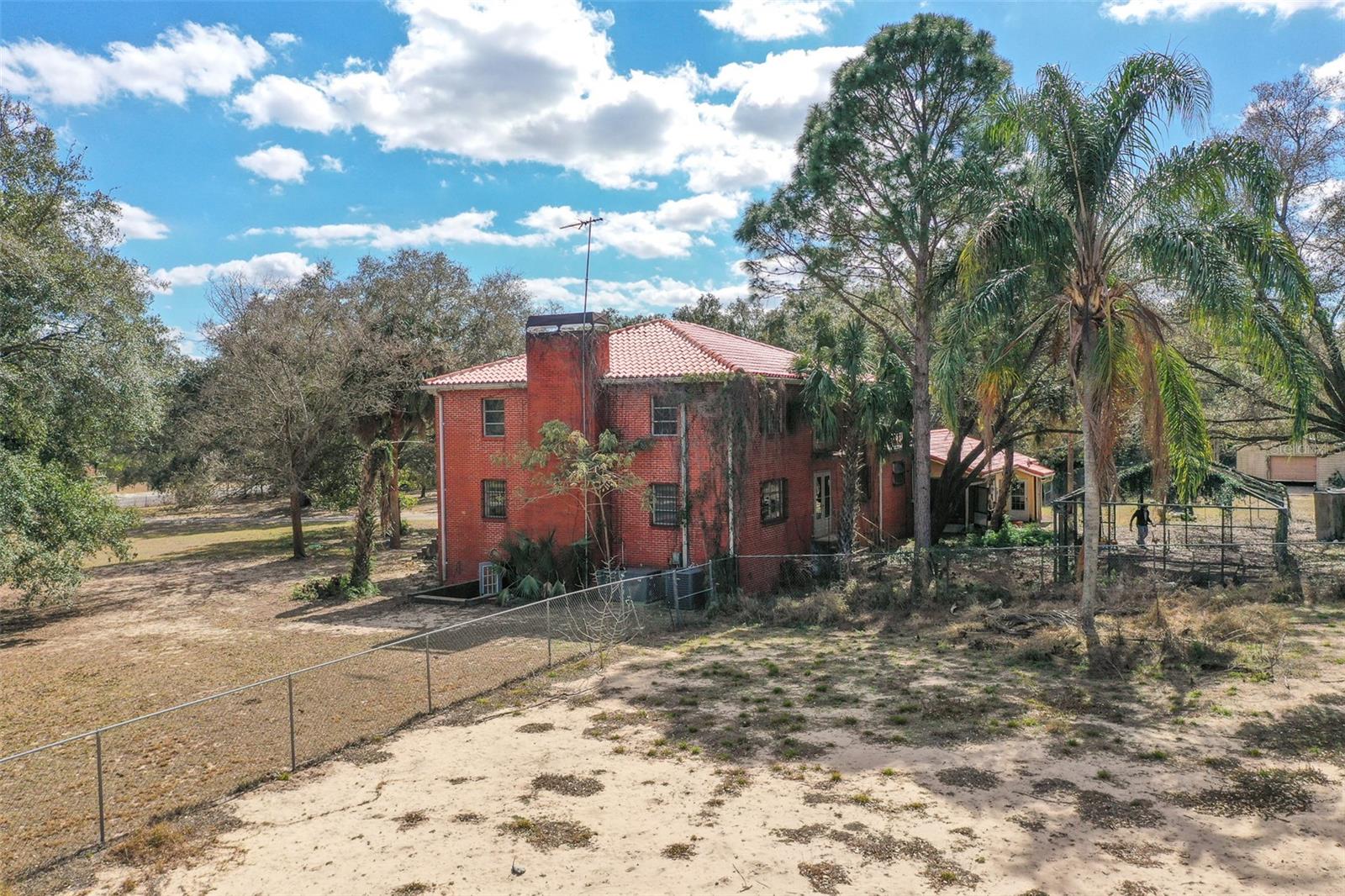 HOWEY W J LAND STARR LAKE - Residential