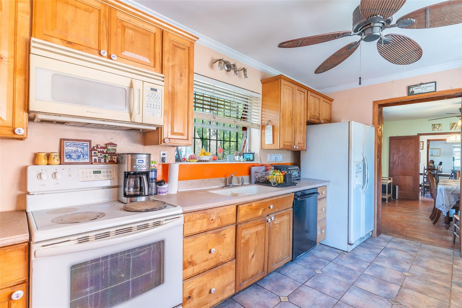 HOWEY W J LAND STARR LAKE - Residential