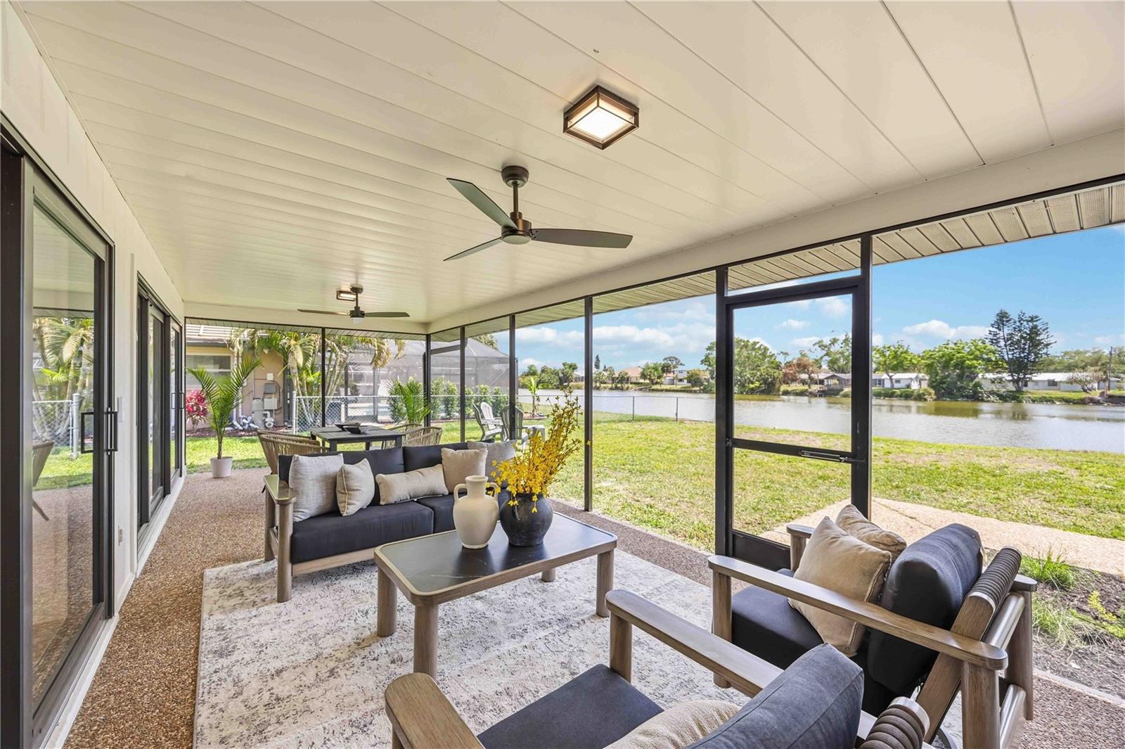 SORRENTO EAST - Residential