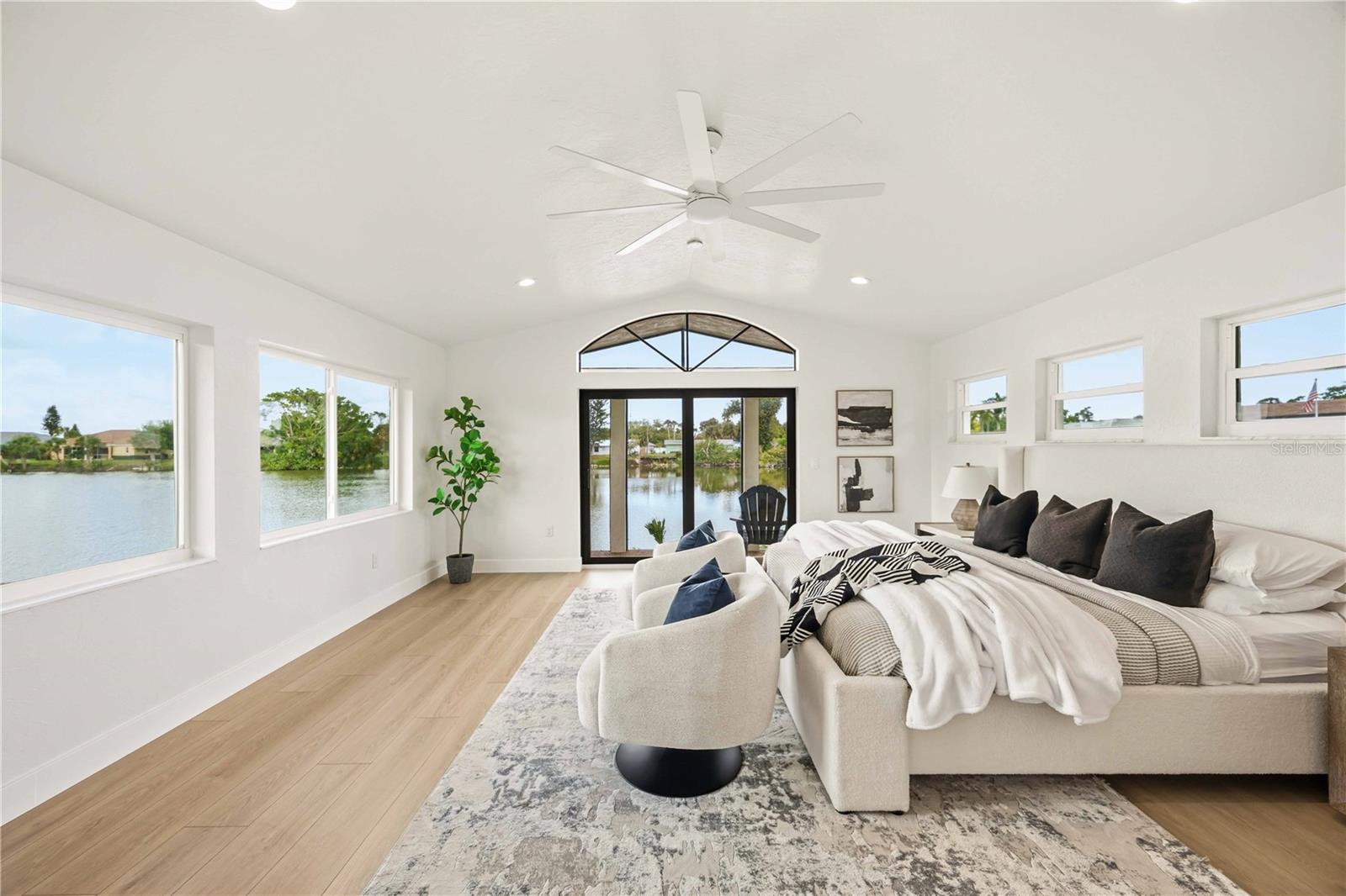 SORRENTO EAST - Residential