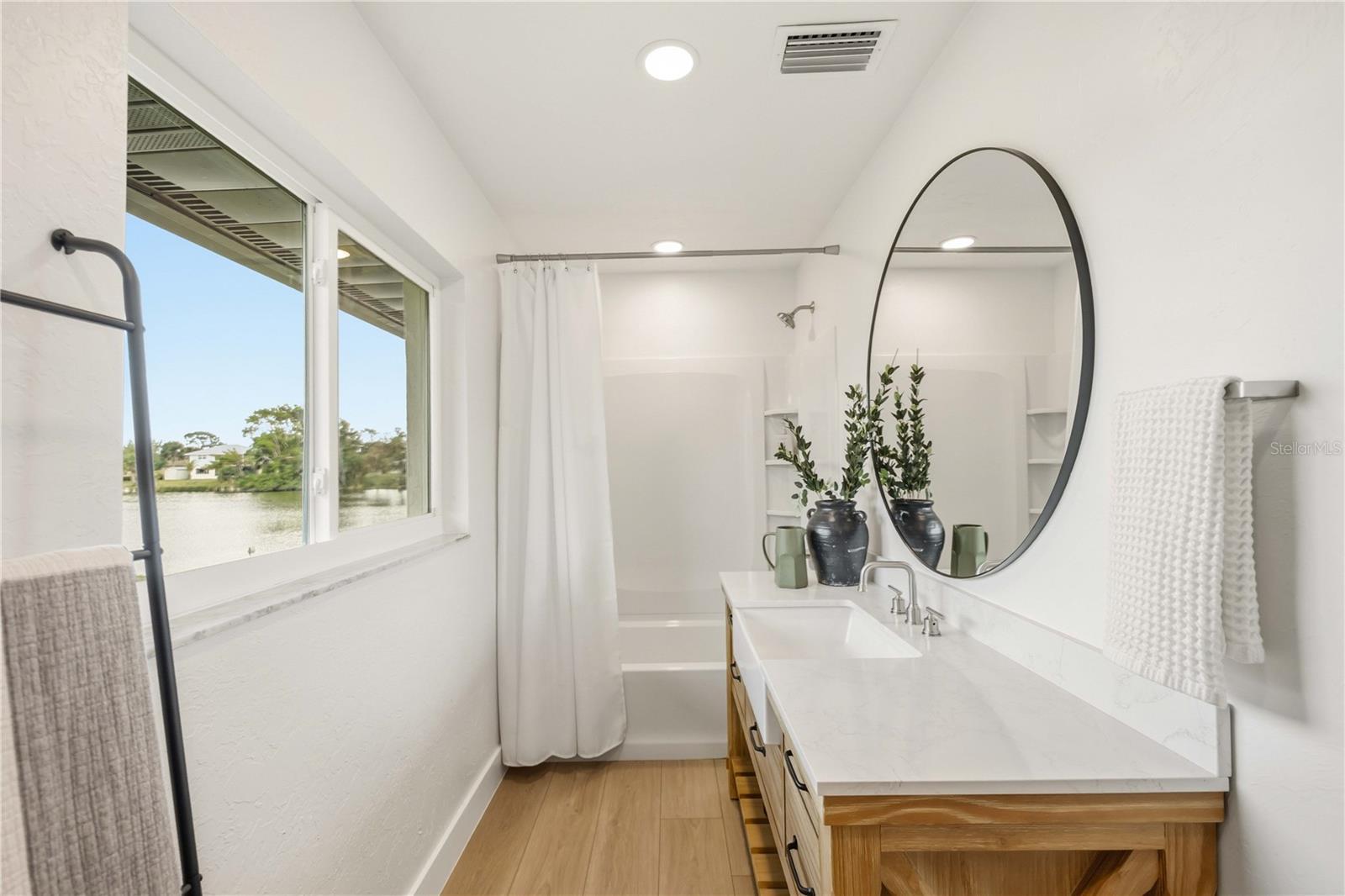 SORRENTO EAST - Residential