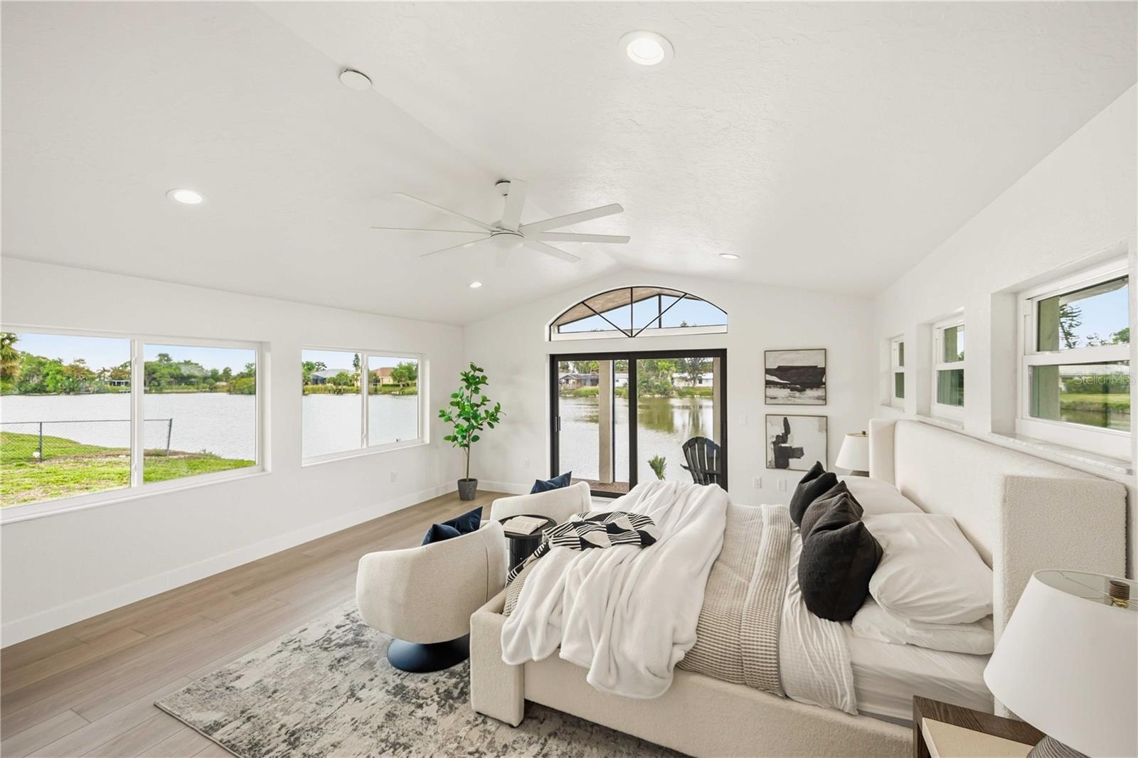 SORRENTO EAST - Residential