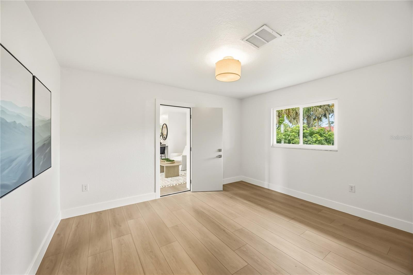 SORRENTO EAST - Residential