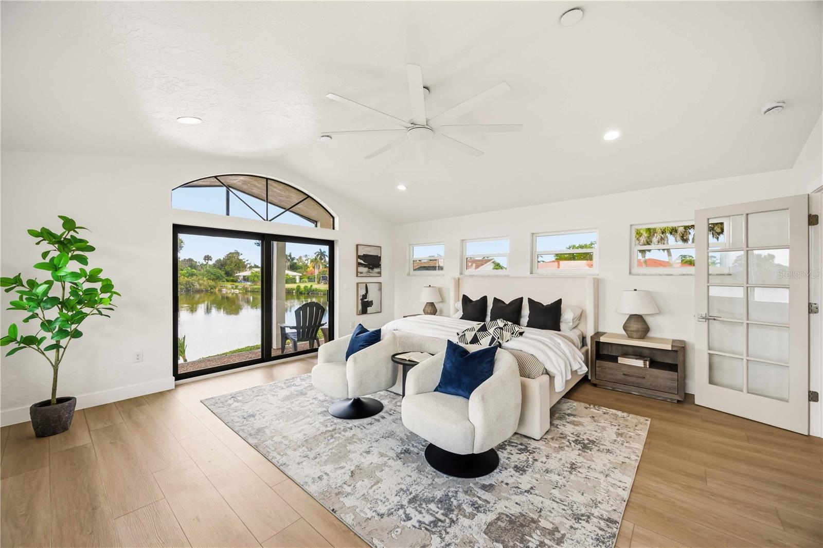 SORRENTO EAST - Residential