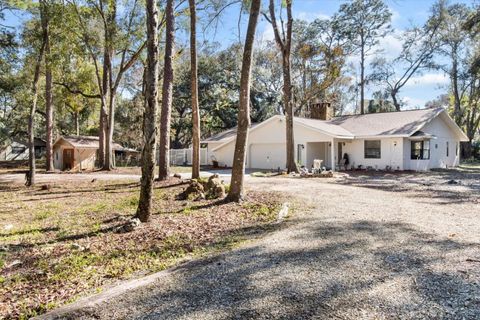 Photo of 9480 W Caravan Path, Crystal River, FL 34428 (MLS # OM695767) Photo of 9480 W Caravan Path, Crystal River, FL 34428 (MLS # OM695767)