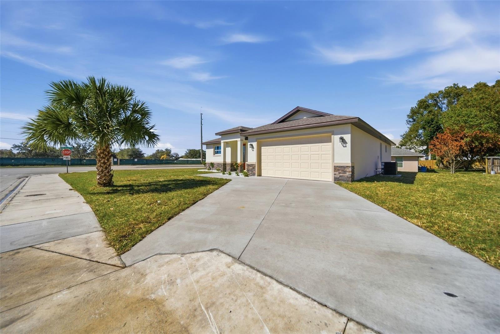 1002 WILLIAMS STREET